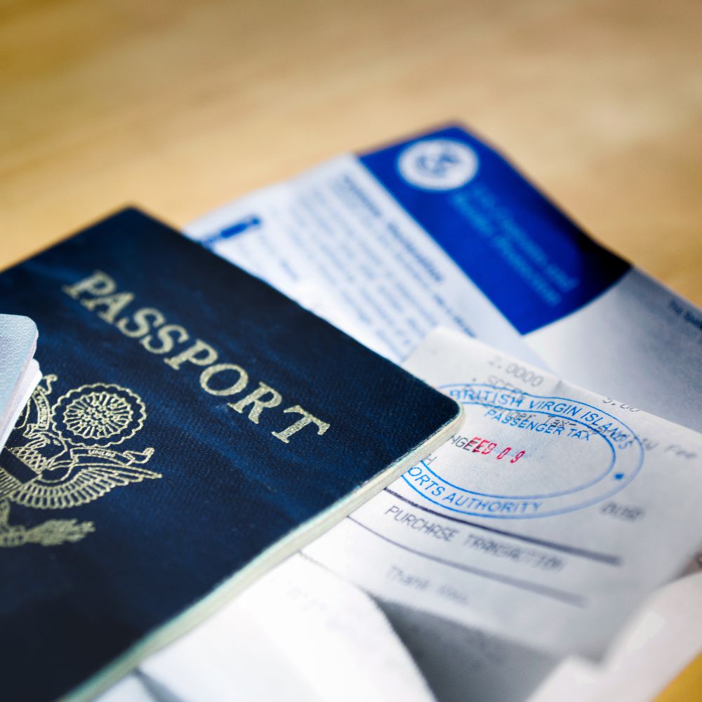 Hồ sơ xin visa du lịch Mỹ với hộ chiếu và lịch trình chuyến đi. Hồ sơ xin visa du lịch Mỹ với hộ chiếu và lịch trình chuyến đi.
